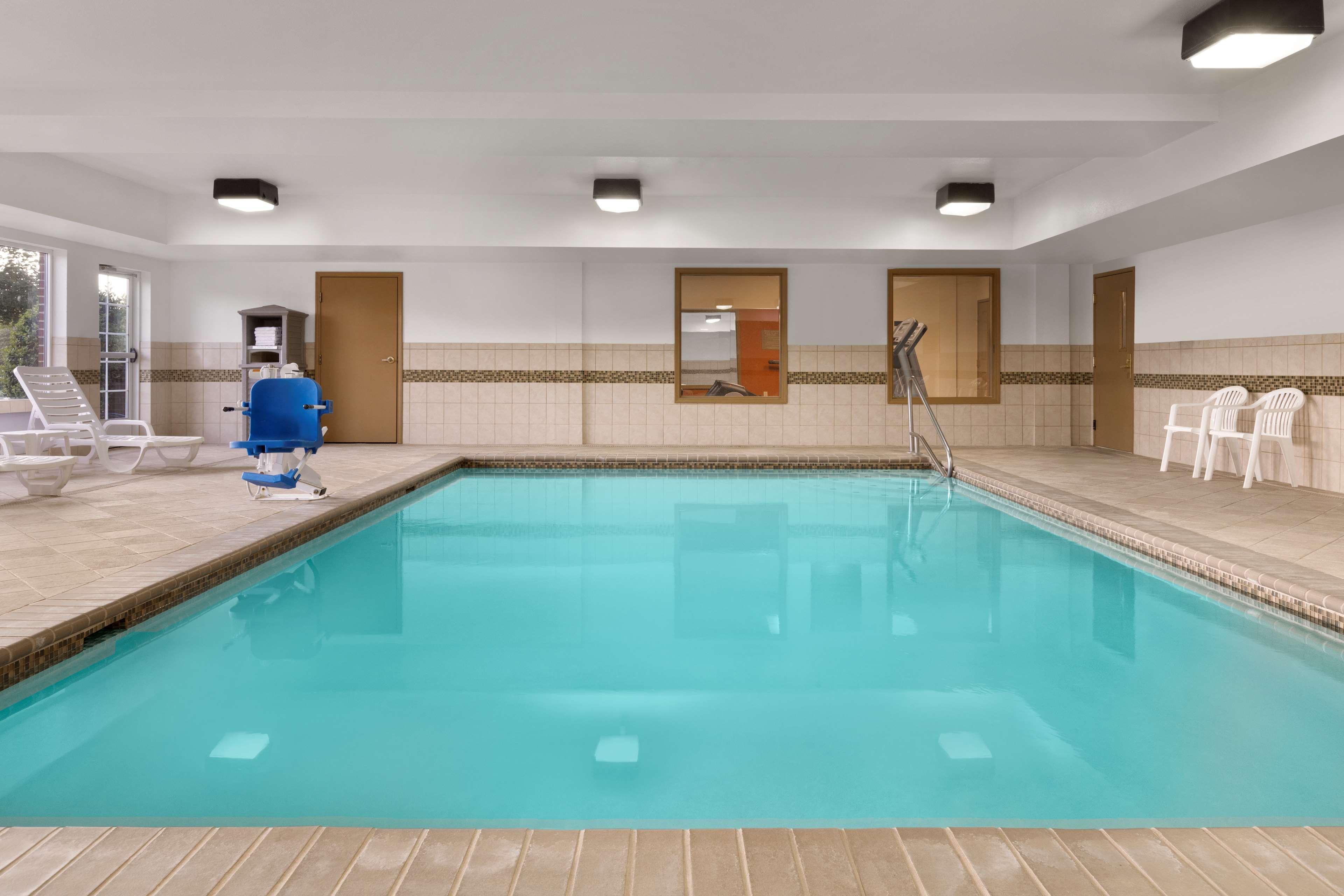 Country Inn & Suites By Radisson, Richmond West At I-64, Va Kültér fotó